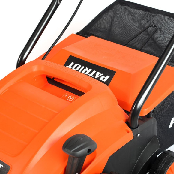 Скарификатор Patriot SCE 150 электр. 1500Вт (512309150) Скарификатор Patriot SCE 150 электр. 1500Вт (512309150)