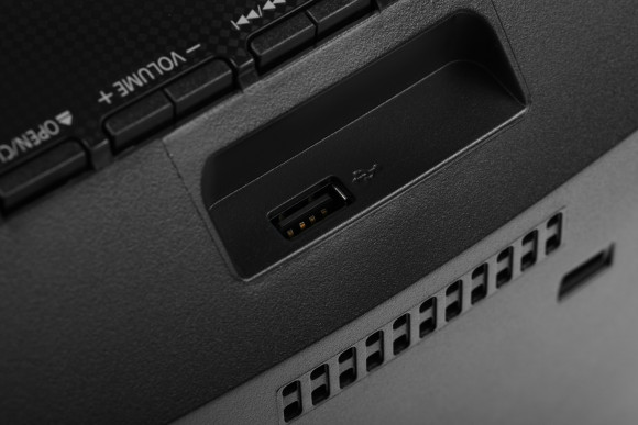 Микросистема Panasonic SC-HC200EG-K черный 20Вт CD CDRW FM USB BT