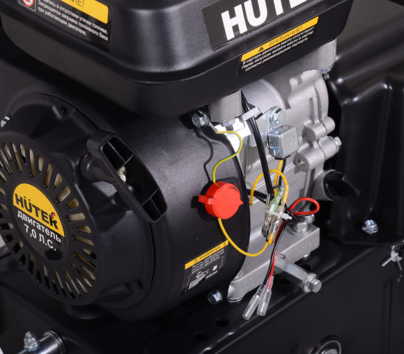 Снегоуборщик бензин. Huter SGC 4100LX 7л.с.