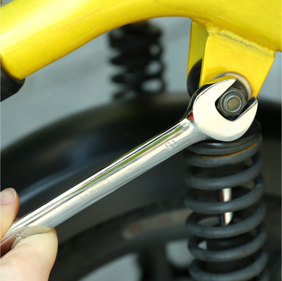 Набор инструментов Deko DKAT200 200 предметов (жесткий кейс) Набор инструментов Deko DKAT200 200 предметов (жесткий кейс)