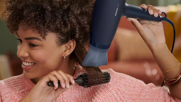 Фен Philips BHD360/20 2100Вт черный