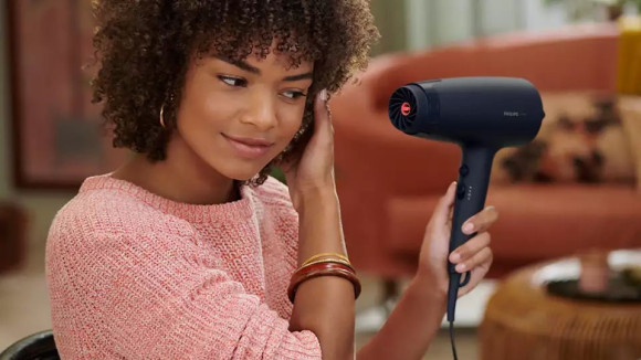 Фен Philips BHD360/20 2100Вт черный