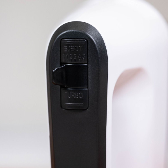 Миксер ручной Scarlett SC-HM40S22 550Вт белый/черный Миксер ручной Scarlett SC-HM40S22 550Вт белый/черный