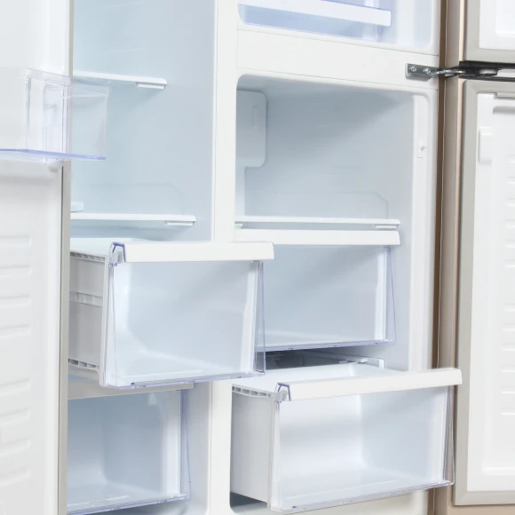 Холодильник Hyundai CS5073FV 3-хкамерн. шампань инвертер Холодильник Hyundai CS5073FV 3-хкамерн. шампань инвертер