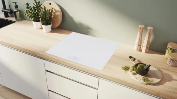 Индукционная варочная поверхность Bosch Serie 6 PUE612BB1E белый