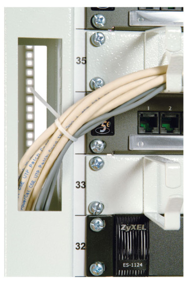 Стойка двухрамная ЦМО СТК-33.2 33U 620ммX800мм направл.под закл.гайки 300кг серый Стойка двухрамная ЦМО СТК-33.2 33U 620ммX800мм направл.под закл.гайки 300кг серый