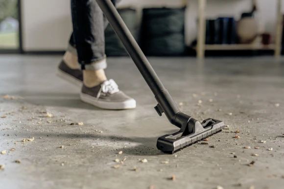 Строительный пылесос Karcher WD 4 V-20/5/22 1000Вт (уборка: сухая/сбор воды) желтый