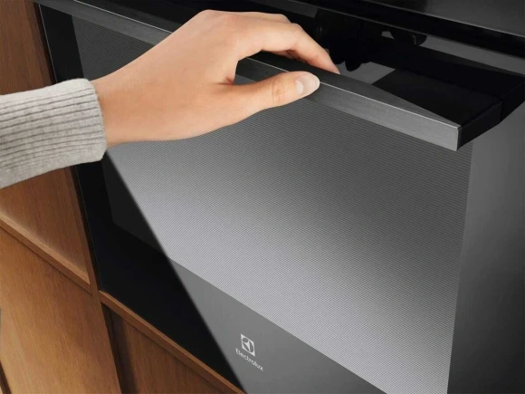 Газовая варочная поверхность AEG HVB8453IB черный Газовая варочная поверхность AEG HVB8453IB черный