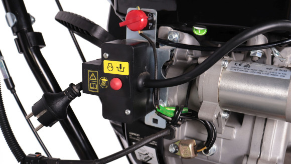 Снегоуборщик бензин. Champion ST861 8л.с. Снегоуборщик бензин. Champion ST861 8л.с.