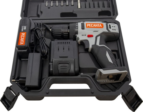 Дрель-шуруповерт Ресанта ДА-20-2ЛК аккум. патрон:быстрозажимной (кейс в комплекте) (75/14/11) Дрель-шуруповерт Ресанта ДА-20-2ЛК аккум. патрон:быстрозажимной (кейс в комплекте) (75/14/11)