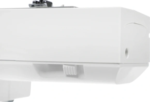 Швейная машина Janome Sewist 721 белый Швейная машина Janome Sewist 721 белый