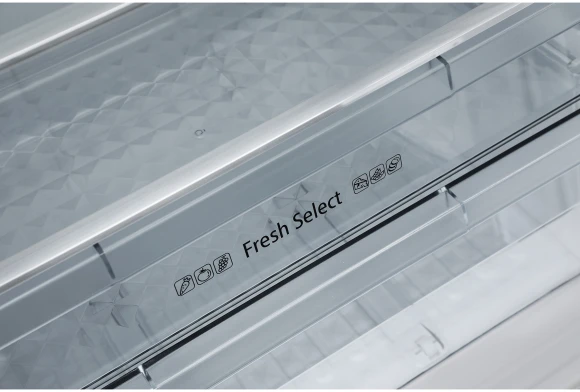 Холодильник Hitachi R-V660PUC7-1 TWH 2-хкамерн. белый текстур. инвертер Холодильник Hitachi R-V660PUC7-1 TWH 2-хкамерн. белый текстур. инвертер