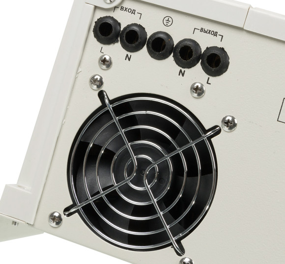 Стабилизатор напряжения Ресанта АСН-5000Н/1-Ц 5кВА однофазный серый (63/6/16) Стабилизатор напряжения Ресанта АСН-5000Н/1-Ц 5кВА однофазный серый (63/6/16)