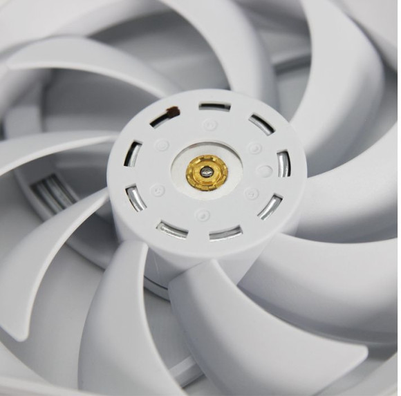 Вентилятор для корпуса Thermalright TL-C12-PRO-W 120х120x25 белый 4-pin 29.6дБ Ret