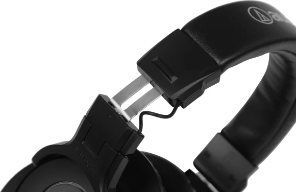 Наушники мониторные Audio-Technica ATH-M30X 3м черный проводные оголовье (15116965) Наушники мониторные Audio-Technica ATH-M30X 3м черный проводные оголовье (15116965)