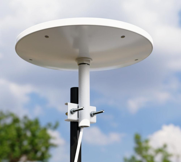 Антенна телевизионная Рэмо BAS-1118-DX Omni Digital 35дБ активная белый каб.:5м