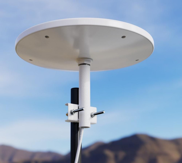 Антенна телевизионная Рэмо BAS-1118-DX Omni Digital 35дБ активная белый каб.:5м