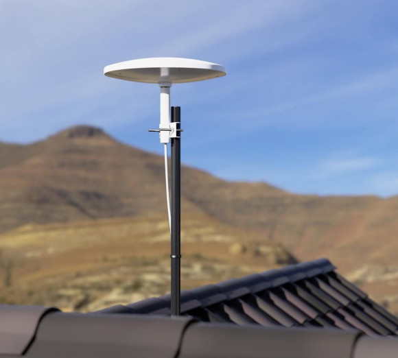 Антенна телевизионная Рэмо BAS-1118-DX Omni Digital 35дБ активная белый каб.:5м