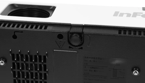 Проектор Infocus IN1034 LCD 5000Lm LS (1024x768) 50000:1 ресурс лампы:10000часов 1xUSB typeA 1xUSB typeB 2xHDMI 3.3кг