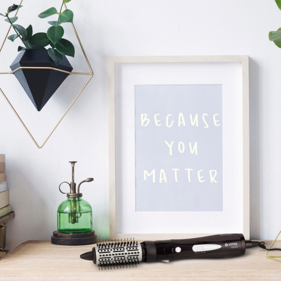 Фен-щетка Vitek VT-8235 VT 1000Вт фиолетовый (8235-VT-01)