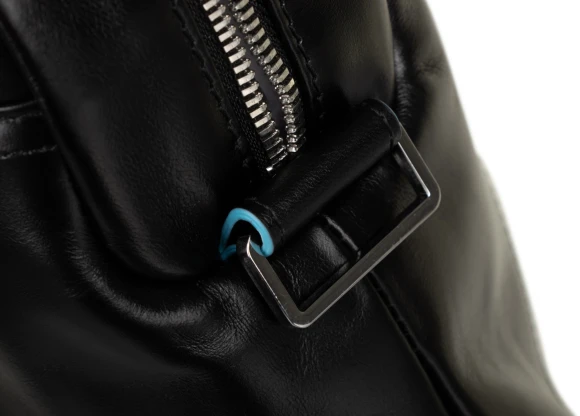 Деловая сумка Piquadro Blue Square CA3335B2/N с отделением для ноутбука 15" черная натур.кожа