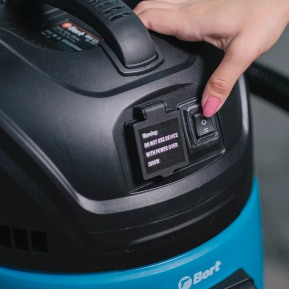 Строительный пылесос Bort BSS BSS-1220-M 1200Вт (уборка: сухая/сбор воды) синий Строительный пылесос Bort BSS BSS-1220-M 1200Вт (уборка: сухая/сбор воды) синий