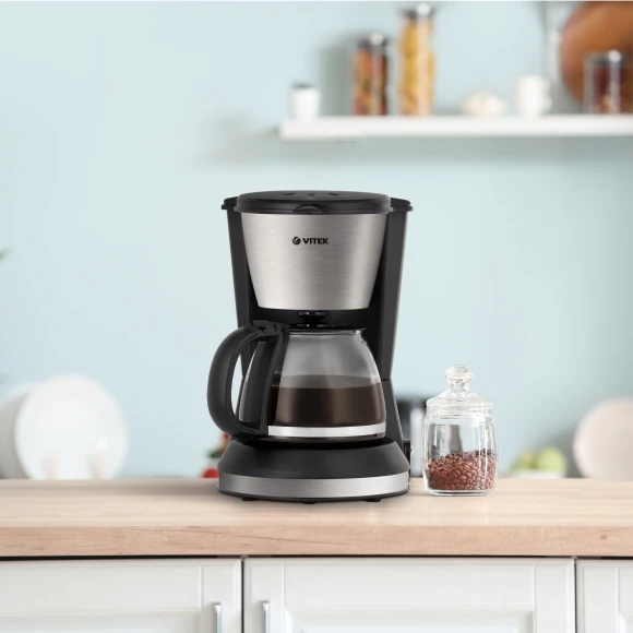 Кофеварка капельная Vitek VT-1506 550Вт черный/серебристый Кофеварка капельная Vitek VT-1506 550Вт черный/серебристый