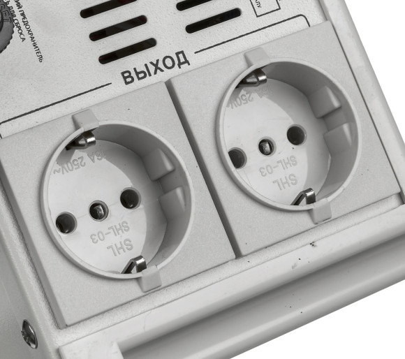 Стабилизатор напряжения Ресанта АСН-1500Н/1-Ц 1.5кВА однофазный серый (63/6/20) Стабилизатор напряжения Ресанта АСН-1500Н/1-Ц 1.5кВА однофазный серый (63/6/20)