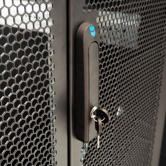 Шкаф серверный ЦМО (ШТК-М-42.6.10-44АА-9005) напольный 42U 600x1000мм пер.дв.перфор. задн.дв.перфор. 2 бок.пан. 550кг черный 855мм 121кг 180град. 2030мм сталь Шкаф серверный ЦМО (ШТК-М-42.6.10-44АА-9005) напольный 42U 600x1000мм пер.дв.перфор. задн.дв.перфор. 2 бок.пан. 550кг черный 855мм 121кг 180град. 2030мм сталь