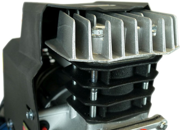 Компрессор поршневой Sturm! AC93150P масляный 340л/мин 50л 2000Вт голубой/черный Компрессор поршневой Sturm! AC93150P масляный 340л/мин 50л 2000Вт голубой/черный