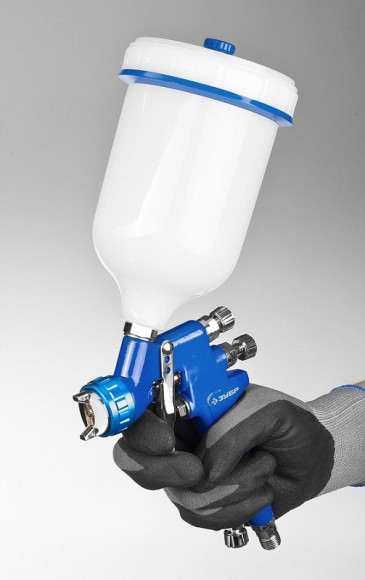 Краскораспылитель Зубр ПРО 600 310л/мин соп.:1.4мм бак:0.6л Краскораспылитель Зубр ПРО 600 310л/мин соп.:1.4мм бак:0.6л