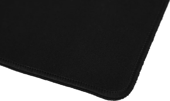 Коврик для мыши HyperX Pulsefire Средний черный/рисунок 360x4x300мм (4Z7X3AA) Коврик для мыши HyperX Pulsefire Средний черный/рисунок 360x4x300мм (4Z7X3AA)