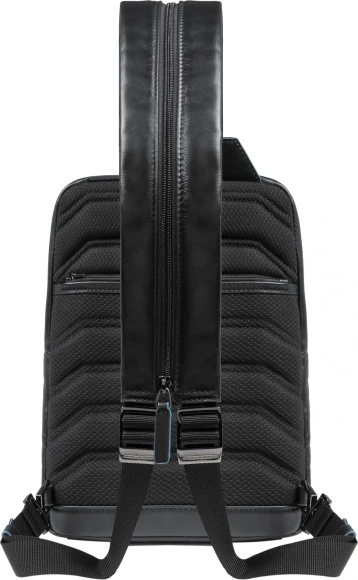 Рюкзак слинг мужской Piquadro Blue Square CA6589B2/N черный кожа Рюкзак слинг мужской Piquadro Blue Square CA6589B2/N черный кожа