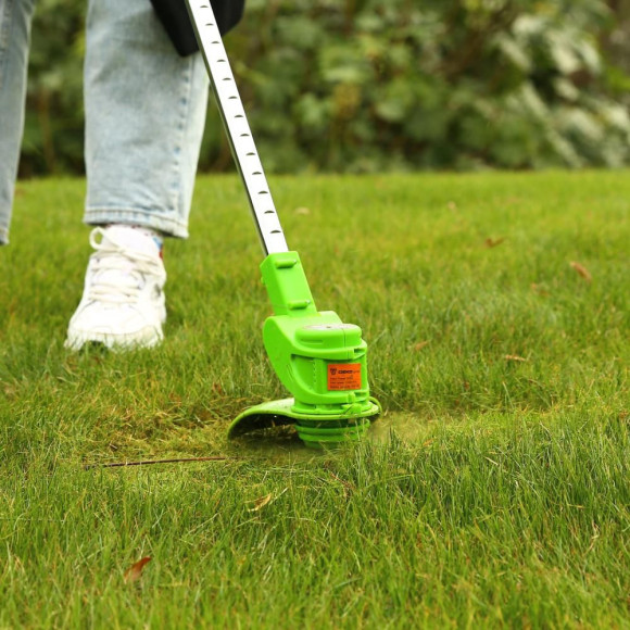 Триммер электрический Deko DKTR12 аккум. 300Вт неразбор.штан. реж.эл.:нож Триммер электрический Deko DKTR12 аккум. 300Вт неразбор.штан. реж.эл.:нож