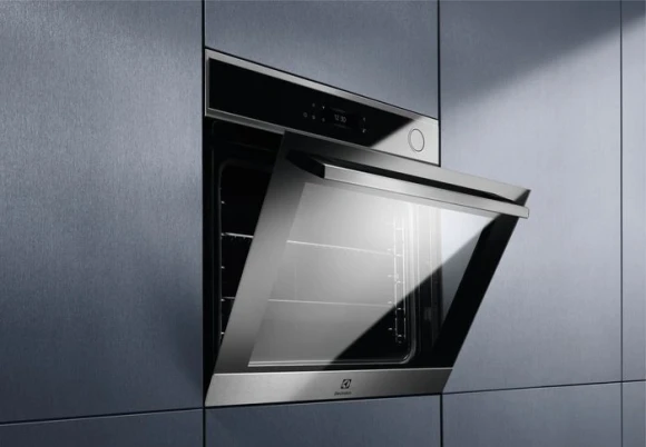 Духовой шкаф Электрический Electrolux EOC8P39WX черный/нержавеющая сталь Духовой шкаф Электрический Electrolux EOC8P39WX черный/нержавеющая сталь