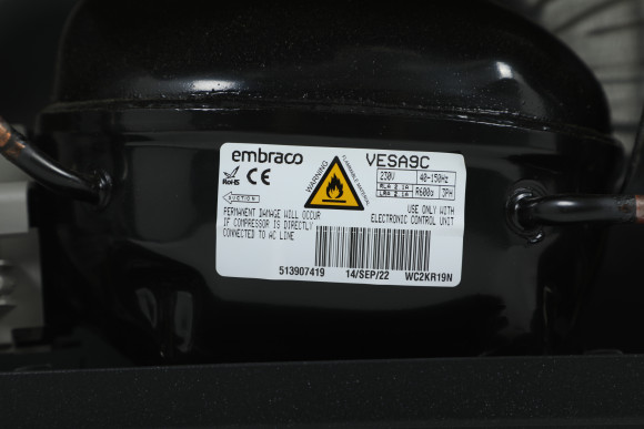 Холодильник Hitachi R-V660PUC7-1 BSL 2-хкамерн. серебристый бриллиант глянц. инвертер Холодильник Hitachi R-V660PUC7-1 BSL 2-хкамерн. серебристый бриллиант глянц. инвертер