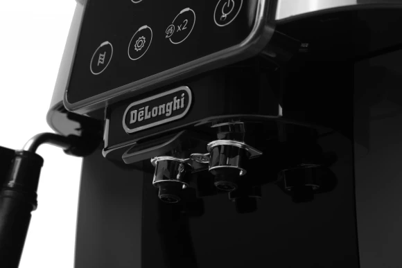 Кофемашина Delonghi ECAM220.22.GB 1450Вт черный