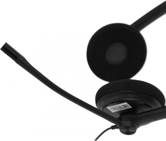 Гарнитура проводная Yealink UH34 Lite Dual UC черный Гарнитура проводная Yealink UH34 Lite Dual UC черный