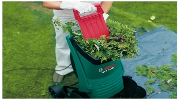 Садовый измельчитель Bosch AXT Rapid 2200 2200Вт 3650об/мин Садовый измельчитель Bosch AXT Rapid 2200 2200Вт 3650об/мин