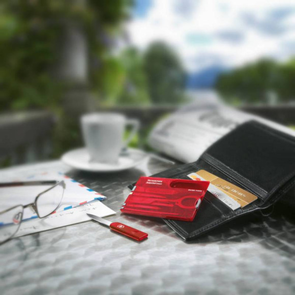 Швейцарская карта Victorinox SwissCard Classic (0.7100.T) красный полупрозрачный коробка подарочная Швейцарская карта Victorinox SwissCard Classic (0.7100.T) красный полупрозрачный коробка подарочная