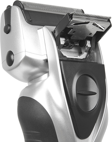 Бритва сетчатая Panasonic ES-RW30CM реж.эл.:2 питан.:аккум. серебристый/черный