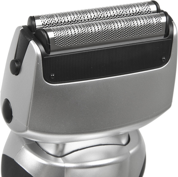 Бритва сетчатая Panasonic ES-RW30CM реж.эл.:2 питан.:аккум. серебристый/черный