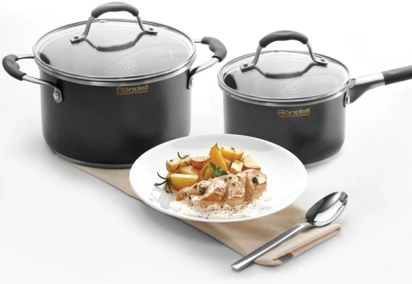 Кастрюля Rondell Stern RDS-010 3.9л. d=20см (с крышкой) т.серый Кастрюля Rondell Stern RDS-010 3.9л. d=20см (с крышкой) т.серый