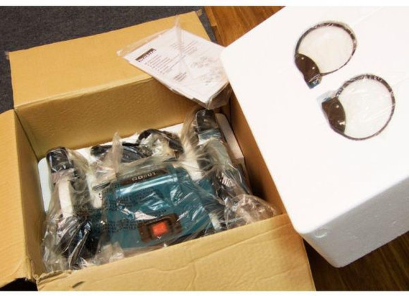 Электроточило Makita GB801 120Вт 2850об/мин d=205мм t=19мм Электроточило Makita GB801 120Вт 2850об/мин d=205мм t=19мм