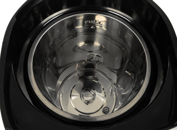 Термопот Starwind STP5181 5л. 750Вт черный/серебристый Термопот Starwind STP5181 5л. 750Вт черный/серебристый