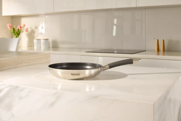 Сковорода Rondell Prime RDS-1677 круглая 26см покрытие: Eclipse ручка несъемная (без крышки) стальной Сковорода Rondell Prime RDS-1677 круглая 26см покрытие: Eclipse ручка несъемная (без крышки) стальной