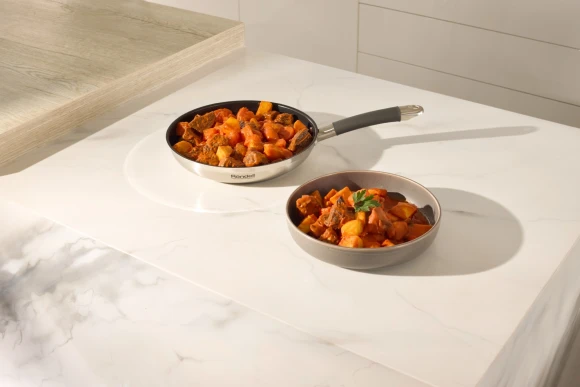 Сковорода Rondell Prime RDS-1677 круглая 26см покрытие: Eclipse ручка несъемная (без крышки) стальной Сковорода Rondell Prime RDS-1677 круглая 26см покрытие: Eclipse ручка несъемная (без крышки) стальной