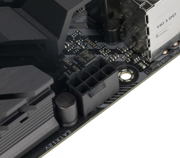 Материнская плата Asus TUF GAMING B550M-PLUS Soc-AM4 AMD B550 4xDDR4 mATX AC`97 8ch(7.1) 2.5Gg RAID+HDMI+DP