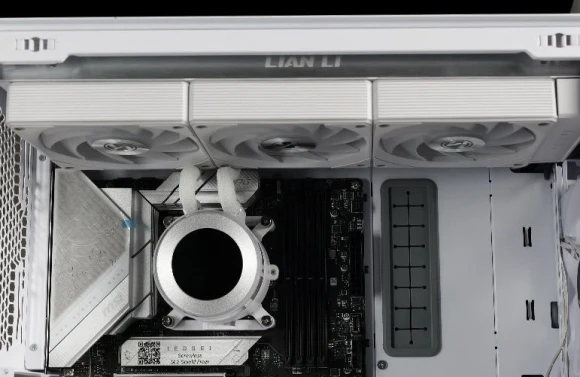 Система водяного охлаждения Lian-Li HydroShift II LCD-C 360CL ARGB Soc-AM5/AM4/1700/1851 белый 4-pin 31dB Al+Cu LCD Ret (G89.GHS2LCD36RW.R0)