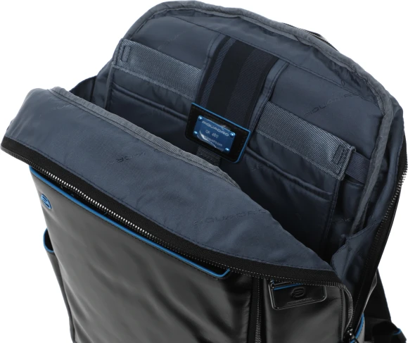 Рюкзак Piquadro Blue Square CA4762B2/N черный кожа Рюкзак Piquadro Blue Square CA4762B2/N черный кожа